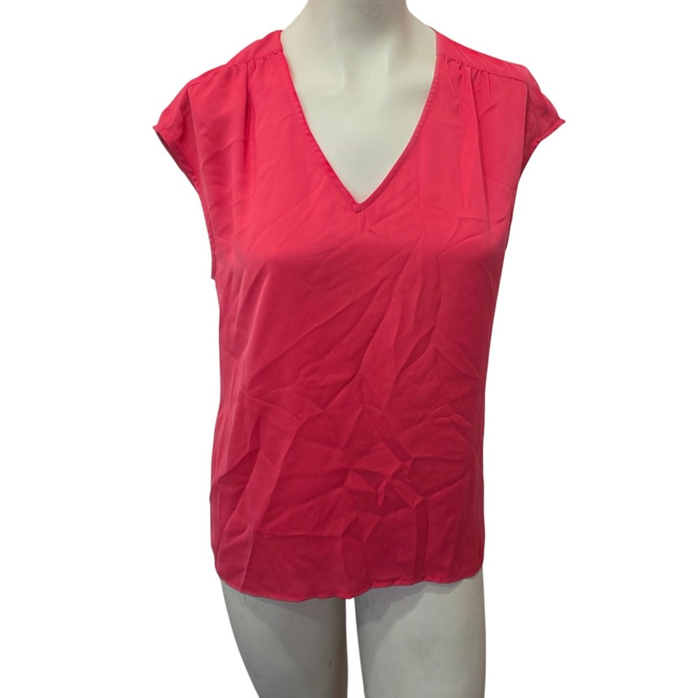 Hinge Women's XS Coral Pink V-Neck Cap Sleeve Blouse Career Office Casual Top